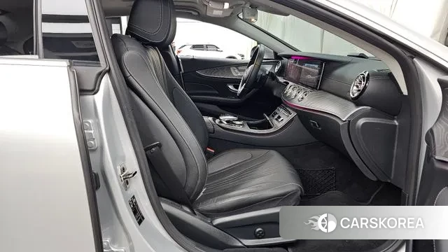 Mercedes-Benz CLS-Class C257 2019 Серебряный из Кореи, фото 2