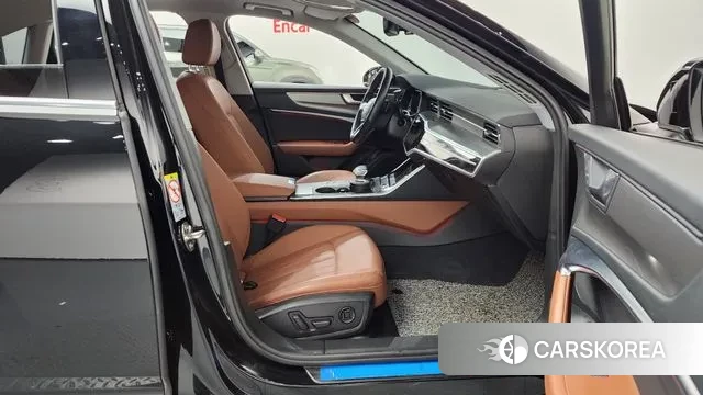 Audi A6 (C8) 2020 Черный из Кореи, фото 2