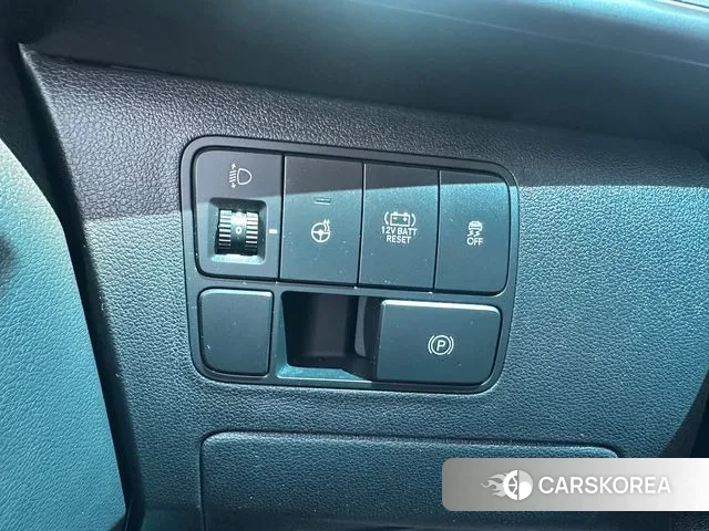 Hyundai Staria 2024 Белый из Кореи, фото 2