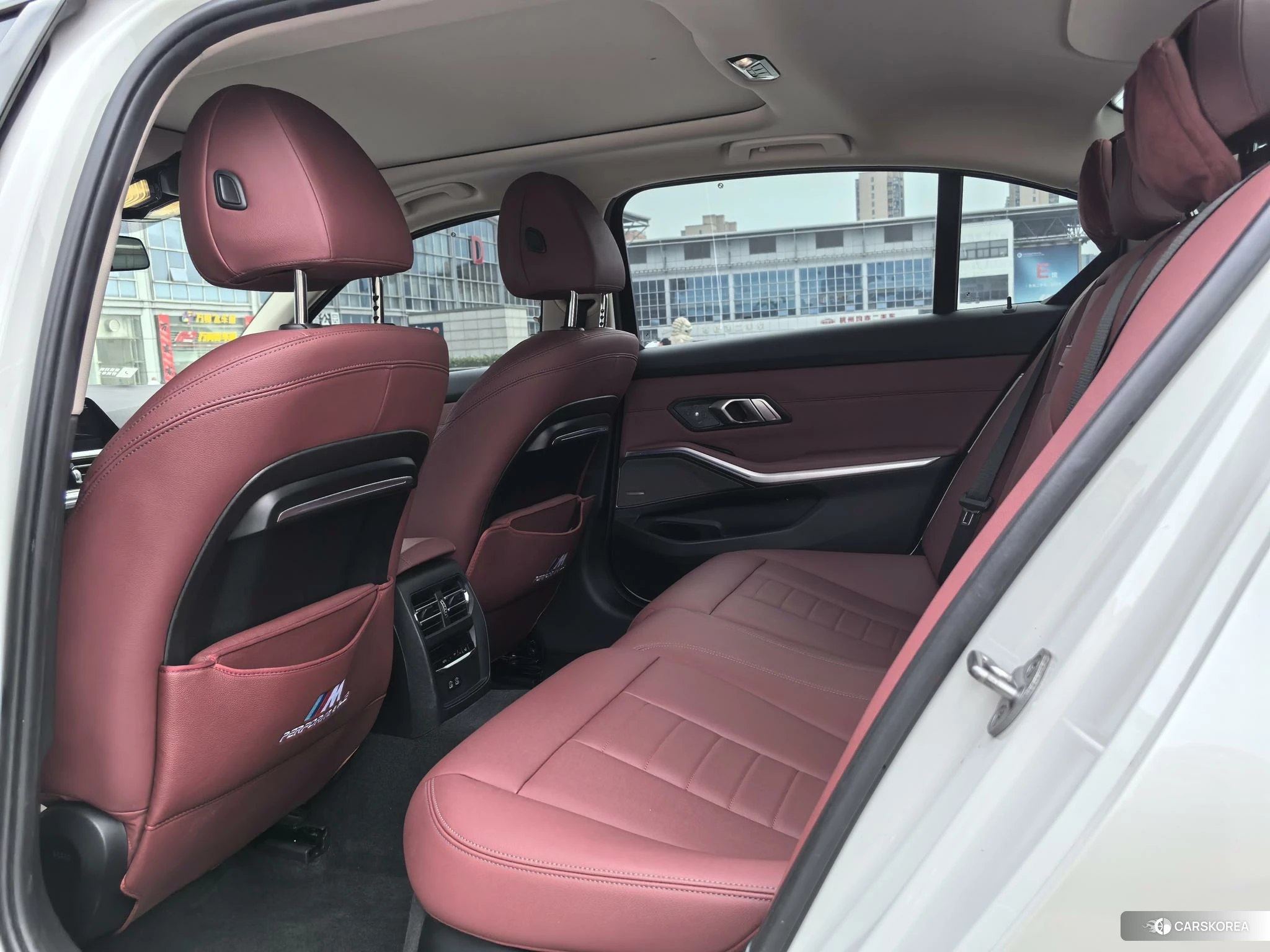 BMW 3 series 2020 Белый из Китая, фото 2