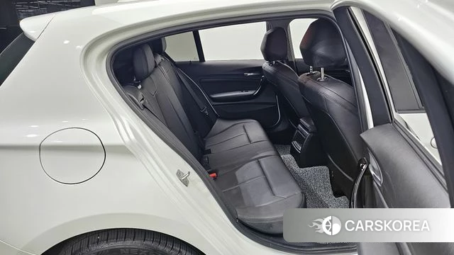 BMW 1 Series (F20) 2019 Белый из Кореи, фото 2