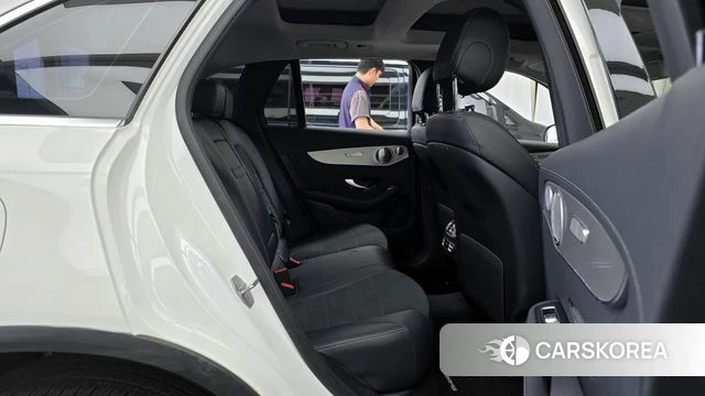 Mercedes-Benz GLC-Class X253 2018 Белый из Кореи, фото 2