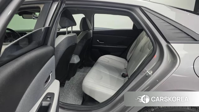 Hyundai Avante Hybrid (CN7) 2022 Серый из Кореи, фото 2