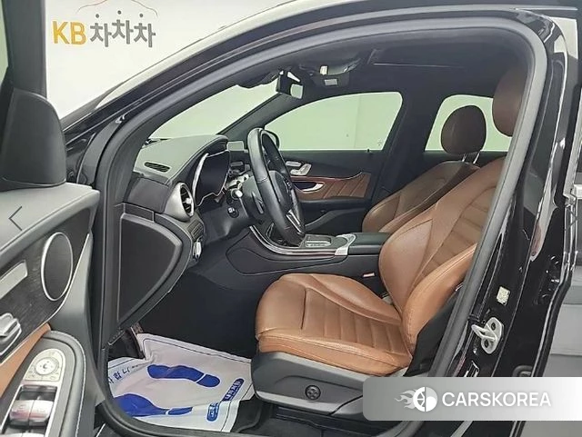 Mercedes-Benz GLC-Class X253 2022 Черный из Кореи, фото 2