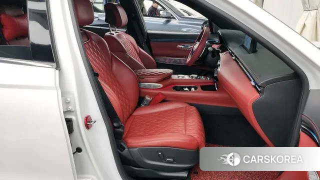 Genesis GV70 2021 Белый из Кореи, фото 2