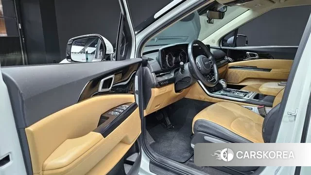 Kia Carnival 4th generation 2022 Белый из Кореи, фото 2