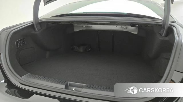Mercedes-Benz E-Class W214 2025 Черный из Кореи, фото 2