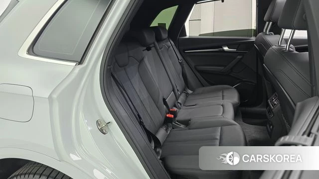 Audi Q5 (FY) 2021 Белый из Кореи, фото 2