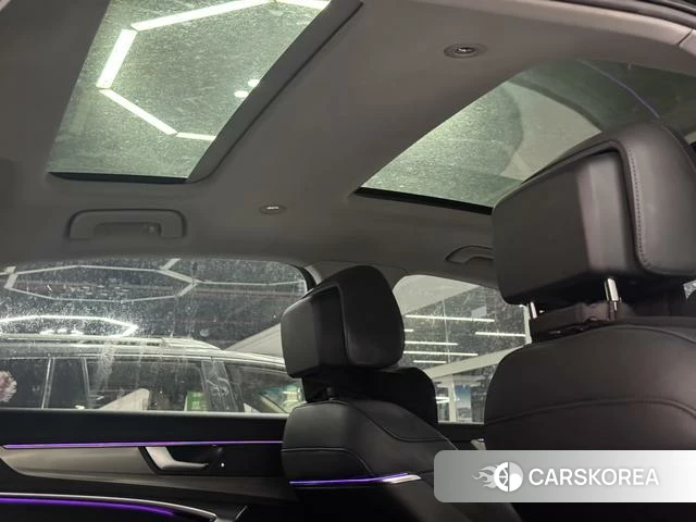 Audi A6L 2021 Черный из Китая, фото 2