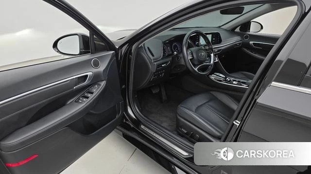 Hyundai Sonata (DN8) 2022 Черный из Кореи, фото 2