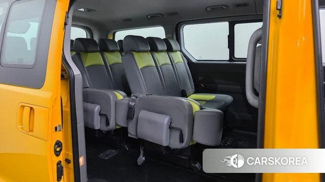 Hyundai The New Grand Starex 2021 Желтый из Кореи, фото 2