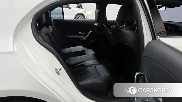 Mercedes-Benz A-Class W177 2022 Белый из Кореи, фото 2