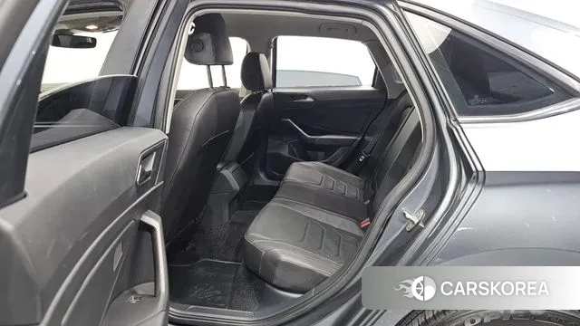 Volkswagen 7th Generation of Jetta 2023 Серый из Кореи, фото 2