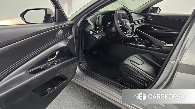 Hyundai Avante Hybrid (CN7) 2021 Серый из Кореи, фото 2