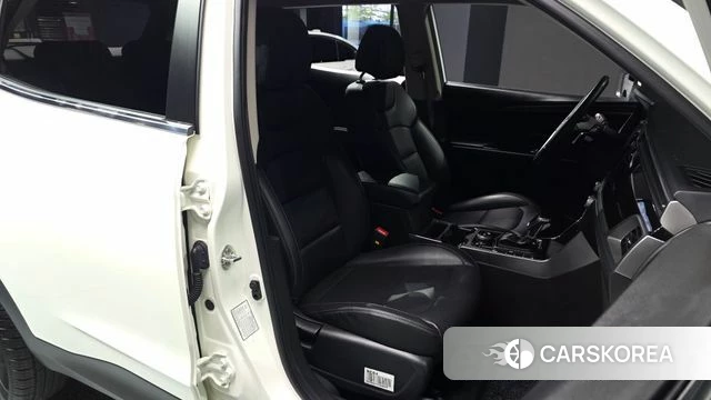 Ssangyong Beautiful Korando 2022 Белый из Кореи, фото 2
