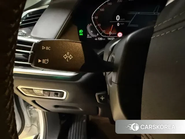 BMW X7 (G07) 2019 Белый из Кореи, фото 2