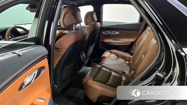 Genesis GV70 2022 Черный из Кореи, фото 2