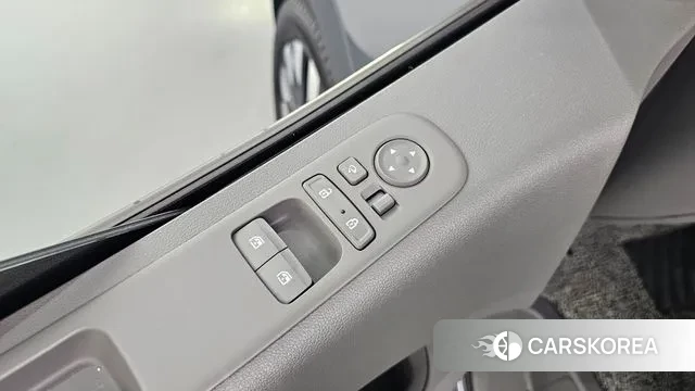 Hyundai Staria 2023 Серый из Кореи, фото 2