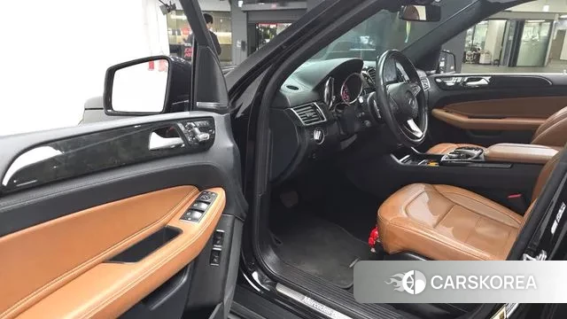 Mercedes-Benz GLS - Class X166 2018 Черный из Кореи, фото 2