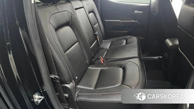 Chevrolet (GM Daewoo) Real New Colorado 2022 Черный из Кореи, фото 2