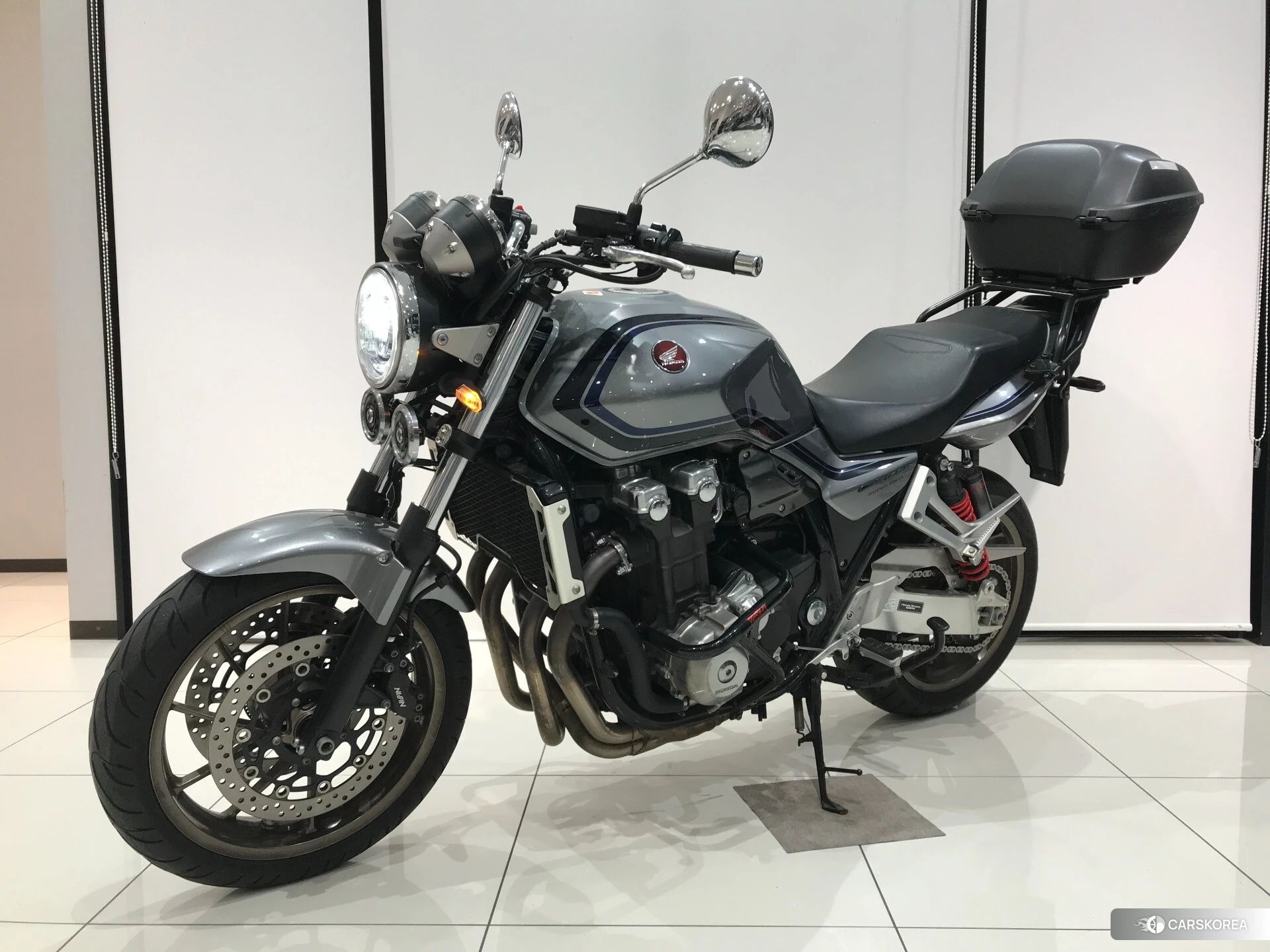 Проданный Honda CB1300SF 2019 из Японии