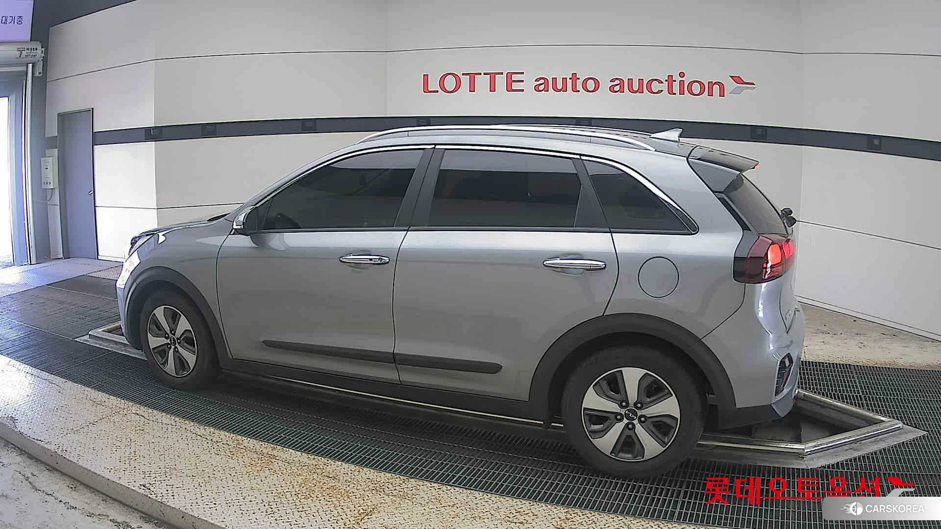 Kia Niro Hybrid 2022 Steelgray из Кореи, фото 2