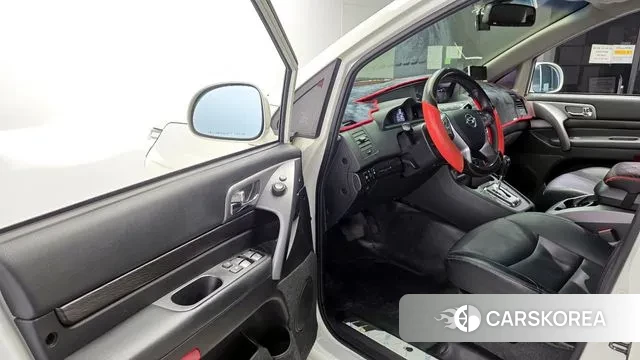 Ssangyong Korando Turismo 2018 Белый из Кореи, фото 2