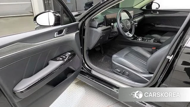 Kia The New K5 3rd generation 2024 Черный из Кореи, фото 2