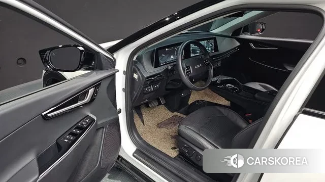 Kia EV6 2022 Белый из Кореи, фото 2