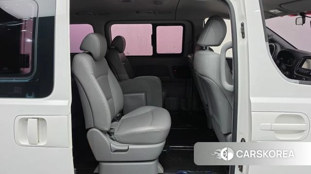 Hyundai The New Grand Starex 2019 Белый из Кореи, фото 2