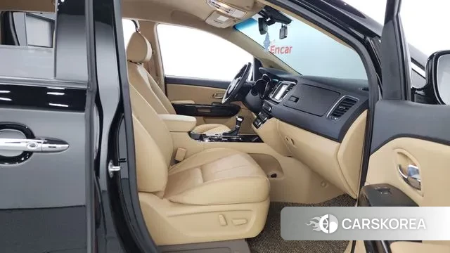 Kia The New Carnival 2020 Черный из Кореи, фото 2