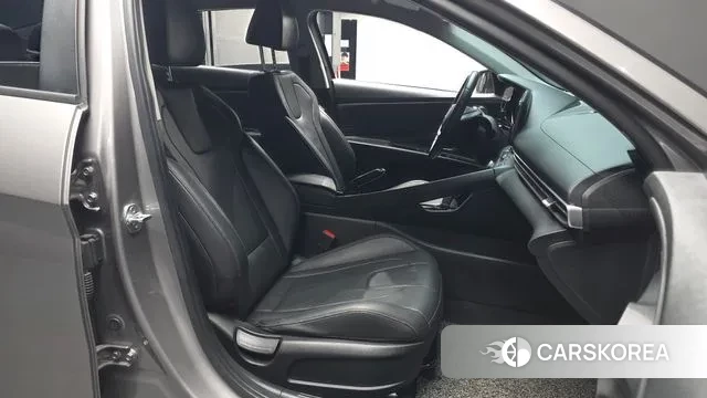 Hyundai Avante (CN7) 2020 Серебристо-серый из Кореи, фото 2