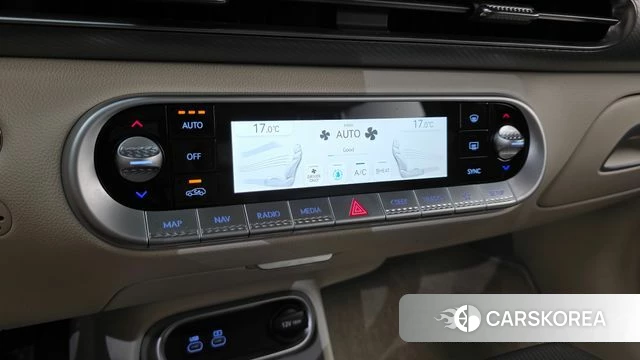 Genesis GV60 2022 Серебристо-серый из Кореи, фото 2
