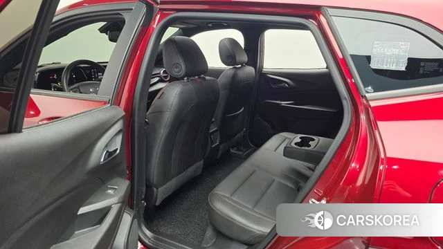 Chevrolet (GM Daewoo) Trax Crossover 2023 Красный из Кореи, фото 2