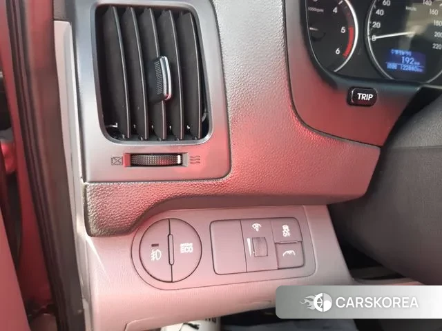 Hyundai The New Grand Starex 2021 Серебристо-серый из Кореи, фото 2