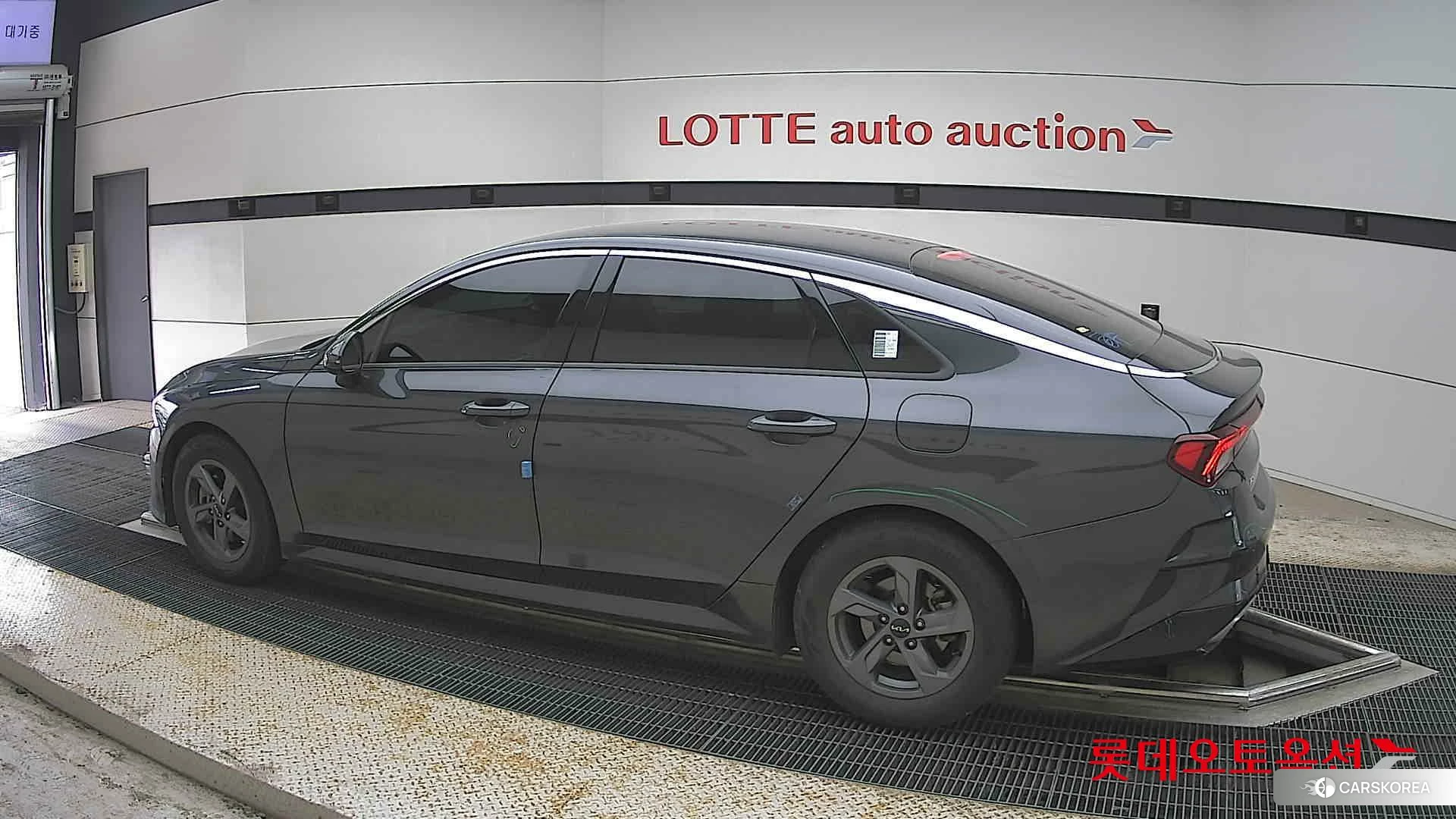 Kia K5 2023 Interstellagray из Кореи, фото 2