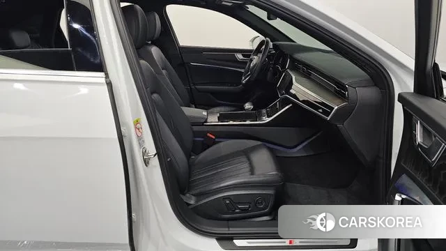 Audi A6 (C8) 2020 Белый из Кореи, фото 2