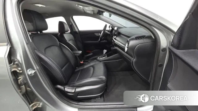 Kia Come New K3 2019 Серебристо-серый из Кореи, фото 2