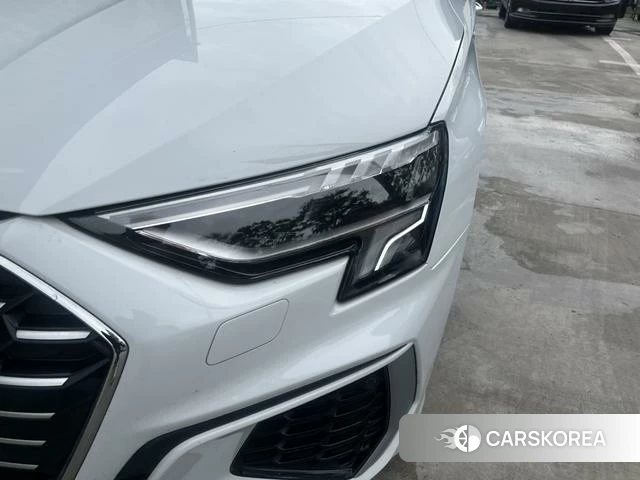 Audi A3 2023 Белый из Китая, фото 2