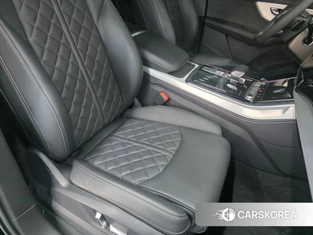 Audi Q7 (4M) 2025 Черный из Кореи, фото 2