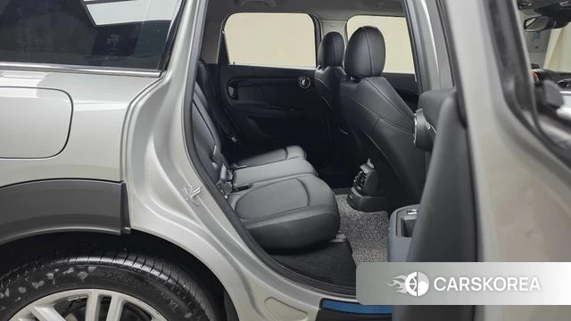 Mini Cooper Countryman 2023 Серебристо-серый из Кореи, фото 2