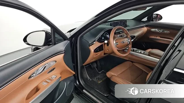 Genesis GV70 2021 Черный из Кореи, фото 2