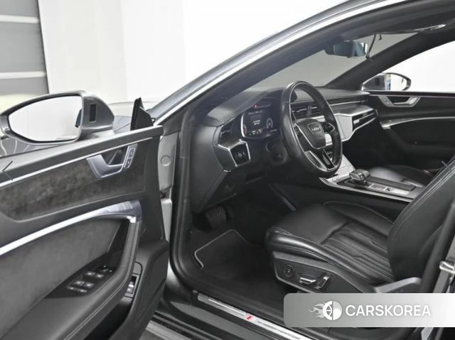 Audi A7 (4K) 2020 Серебристо-серый из Кореи, фото 2