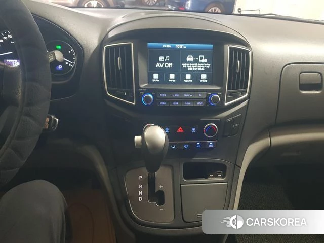 Hyundai The New Grand Starex 2021 Белый из Кореи, фото 2