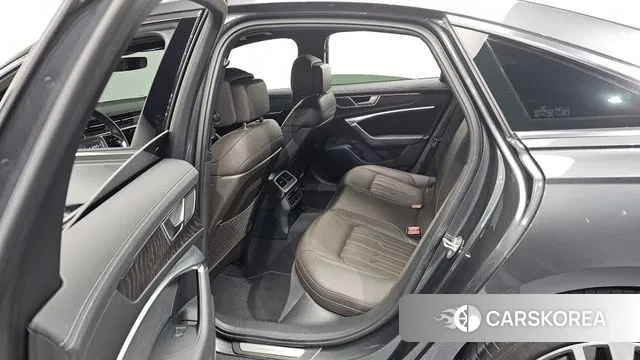 Audi A6 (C8) 2022 Серый из Кореи, фото 2