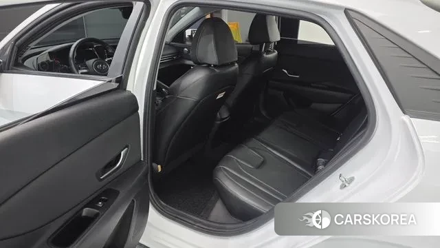 Hyundai Avante (CN7) 2021 Белый из Кореи, фото 2