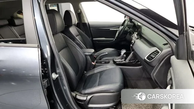 Kia Seltos 2021 Серый из Кореи, фото 2