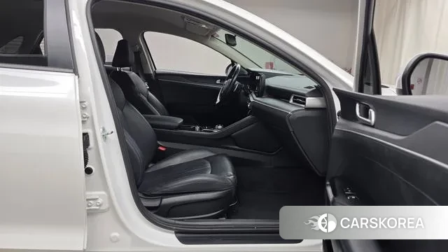 Kia K5 3rd generation 2022 Белый из Кореи, фото 2