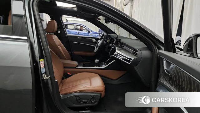 Audi A6 (C8) 2021 Серый из Кореи, фото 2