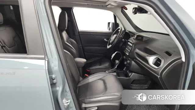 Jeep Renegade 2018 Небесно-голубой из Кореи, фото 2